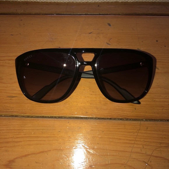 Gucci Accessories - Gucci Black Bileu Square Gradient Glasses
